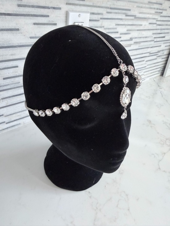 Crystal Bridal Headpiece - Silver Clear Rhinestone Forehead Chain main image 7